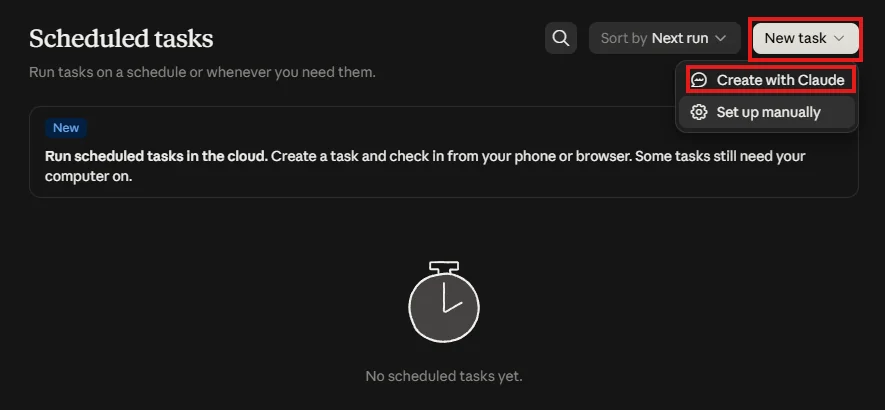 עמוד Scheduled tasks עם תפריט New task פתוח: Create with Claude או Set up manually