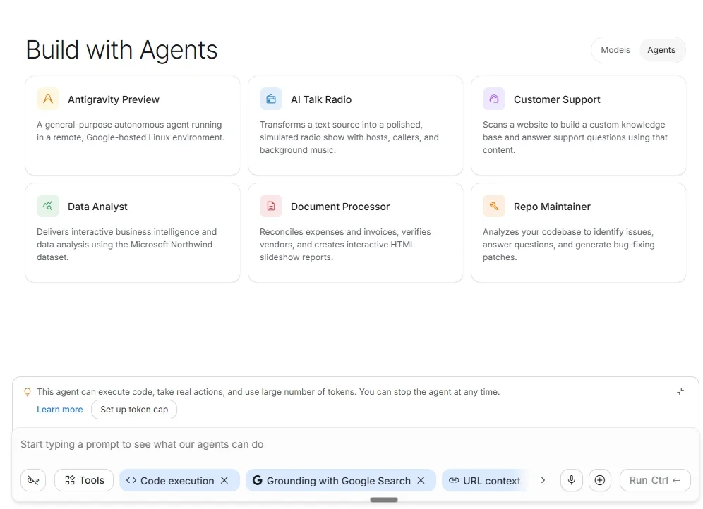 מסך Build with Agents עם ששת הסוכנים: Antigravity Preview, AI Talk Radio, Customer Support, Data Analyst, Document Processor ו-Repo Maintainer
